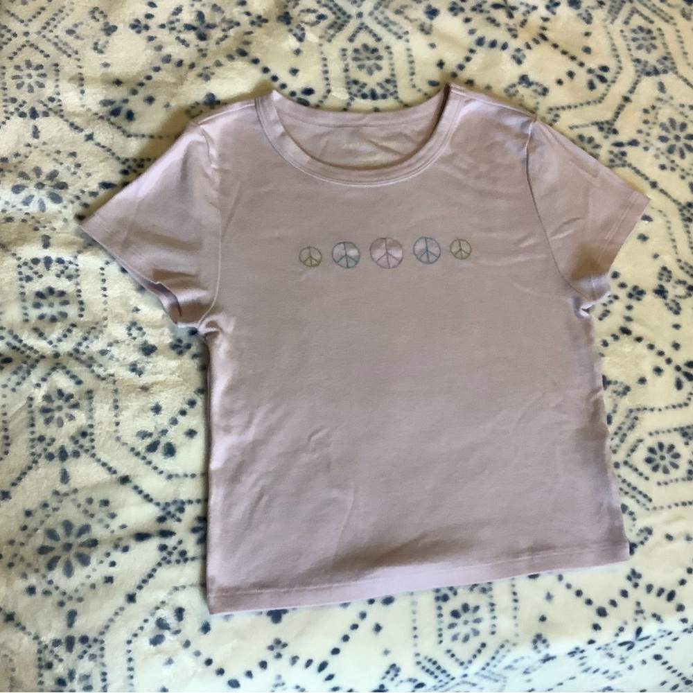 American Eagle cropped baby tee